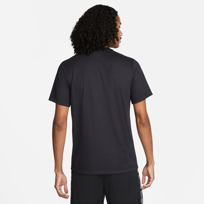 Nike Men's Dri-FIT Legend Training T-Shirt Black Nike Men's Dri-FIT Legend Training T-Shirt Black image number 1