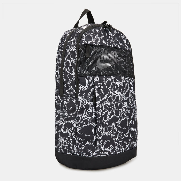 Nike Men's Backpack (21L) Black image number 2