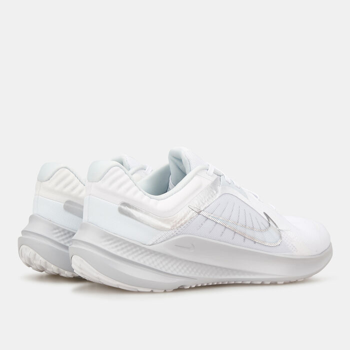 Nike Women's Quest 5 Road Running Shoe White Nike Women's Quest 5 Road Running Shoe White image number 3