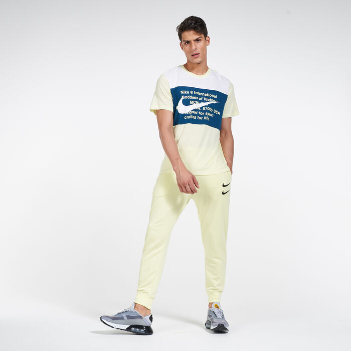 Nike Men's Sportswear Swoosh T-Shirt Green Nike Men's Sportswear Swoosh T-Shirt Green image number 2