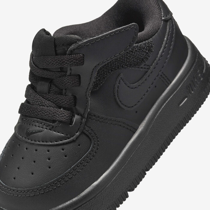 Nike Kids' Force 1 Low EasyOn Shoes Black Nike Kids' Force 1 Low EasyOn Shoes Black image number 6