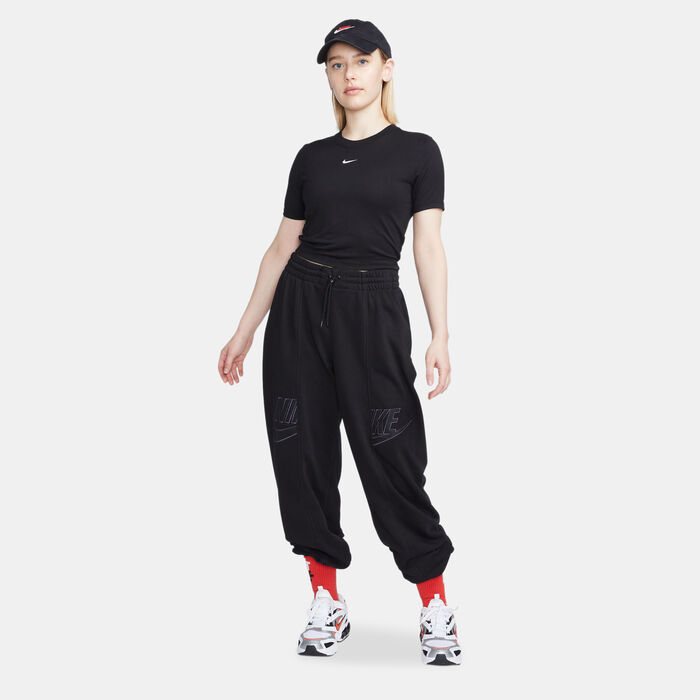 Nike Women's Sportswear Essential Crop Top Black Nike Women's Sportswear Essential Crop Top Black image number 2