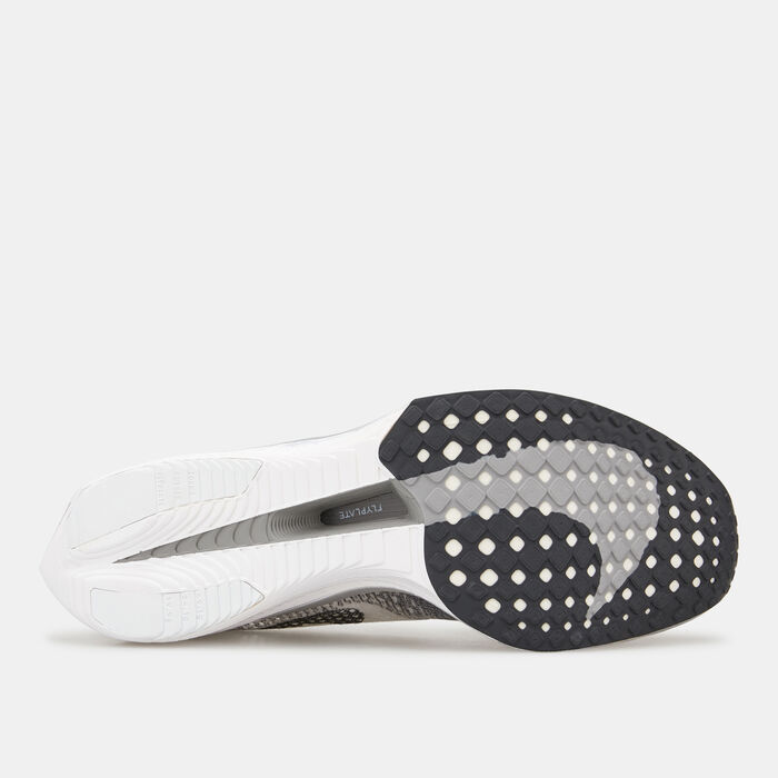 Nike Men's Vaporfly 3 Road Racing Shoes White image number 3