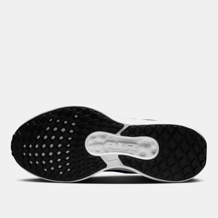 Nike Men's Winflo 11 Road Running Shoes (Extra Wide) Black image number 3