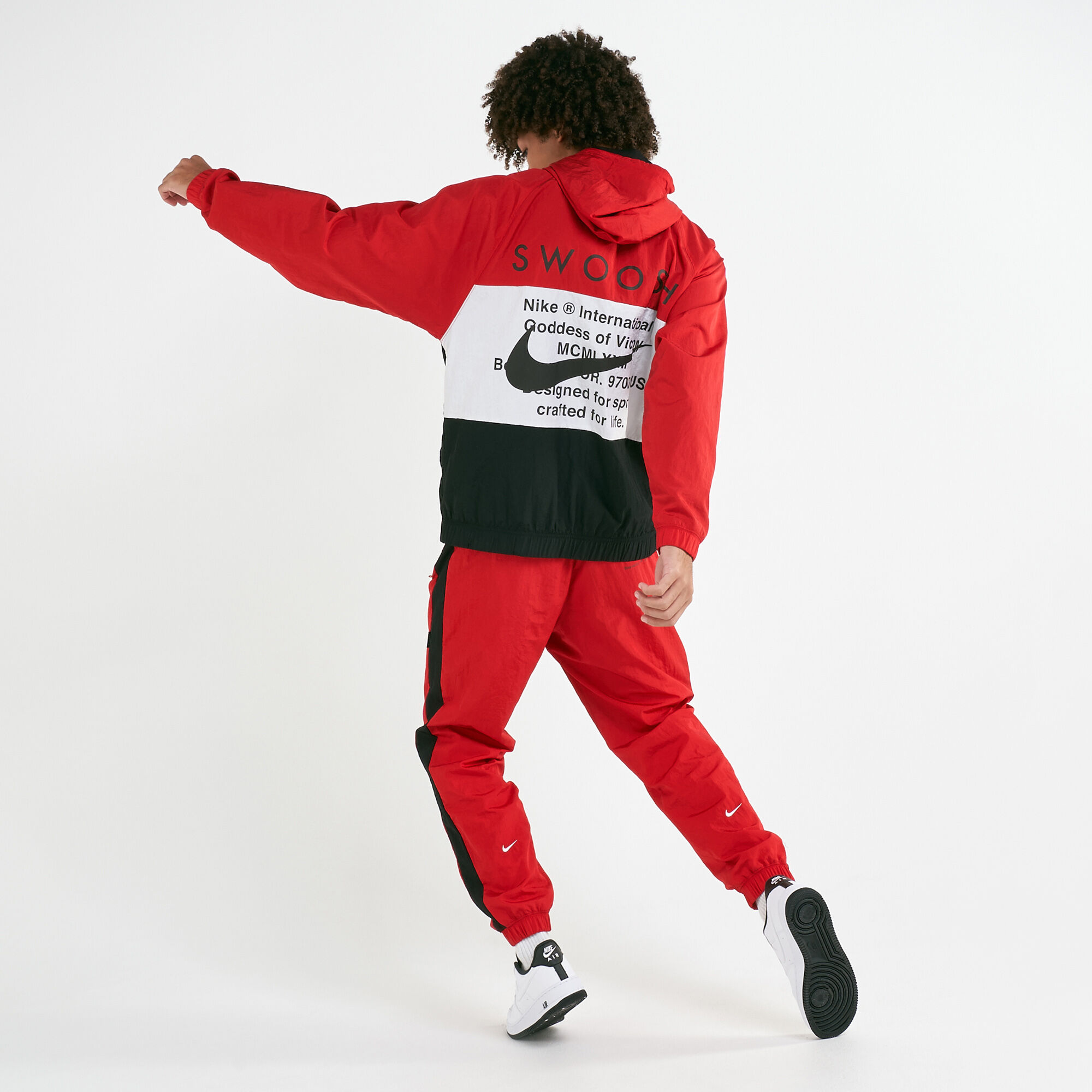 Men's Sportswear Swoosh Woven Jacket Black Nike in Qatar -SSS