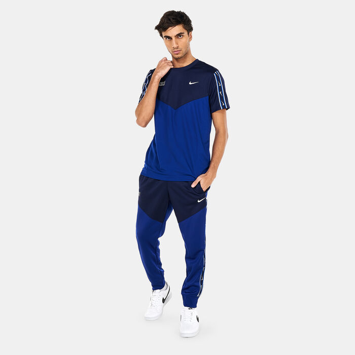 Nike Men's Sportswear Repeat T-Shirt Blue Nike Men's Sportswear Repeat T-Shirt Blue image number 2