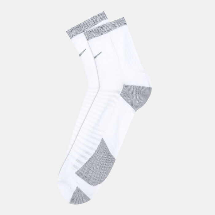 Nike Men's Spark Cushioned Ankle Running Socks White Nike Men's Spark Cushioned Ankle Running Socks White image number 0