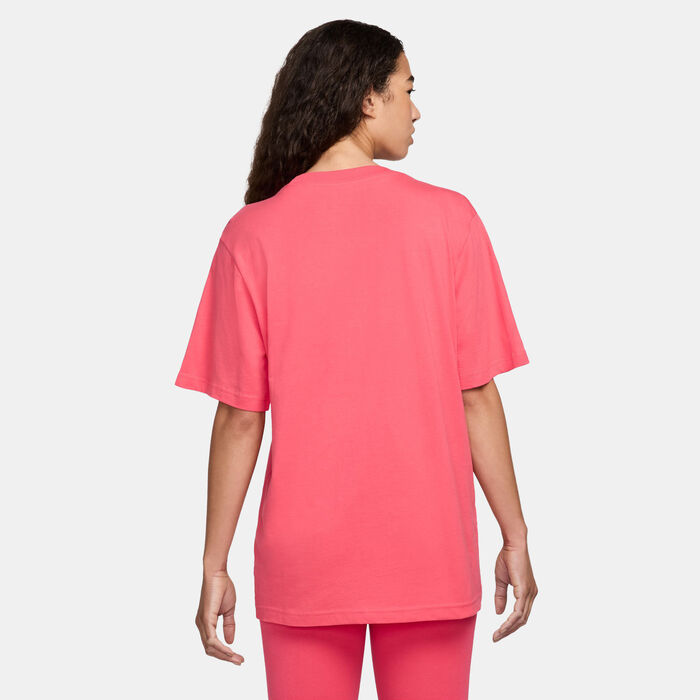 Nike Women's Sportswear Essential T-Shirt Pink Nike Women's Sportswear Essential T-Shirt Pink image number 1