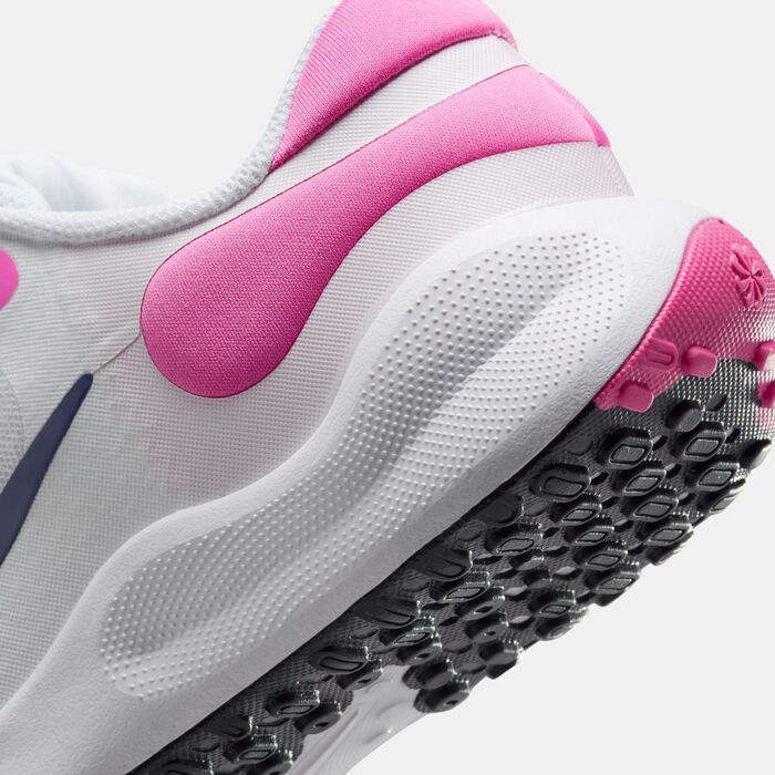 Nike Kids' Revolution 7 Running Shoes White Nike Kids' Revolution 7 Running Shoes White image number 5