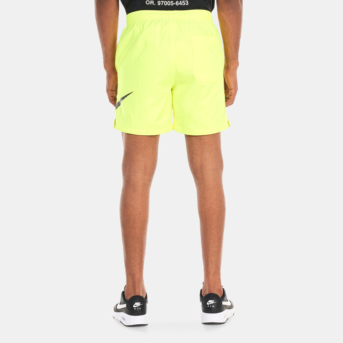 Nike Men's Sportswear Woven Shorts Green image number 1