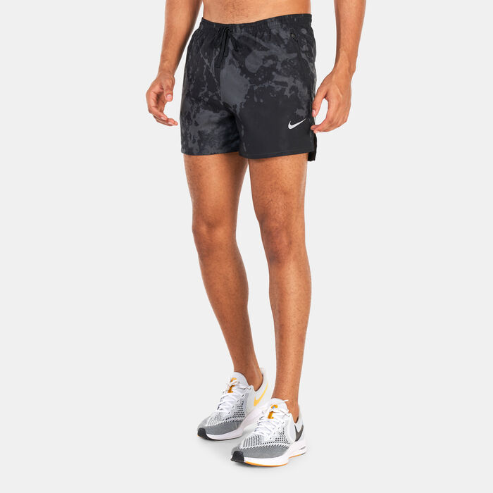 Nike Men's Dri-FIT Run Division Stride 10cm (approx.) Running Shorts Black Nike Men's Dri-FIT Run Division Stride 10cm (approx.) Running Shorts Black image number 0
