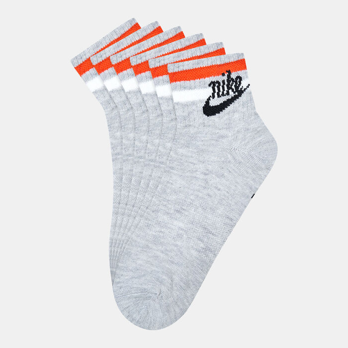 Nike Everyday Essential Ankle Socks (3 Pack) Grey Nike Everyday Essential Ankle Socks (3 Pack) Grey image number 0