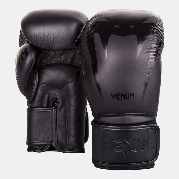 Venum Giant 3.0 Boxing Gloves Black Venum Giant 3.0 Boxing Gloves Black image number 0