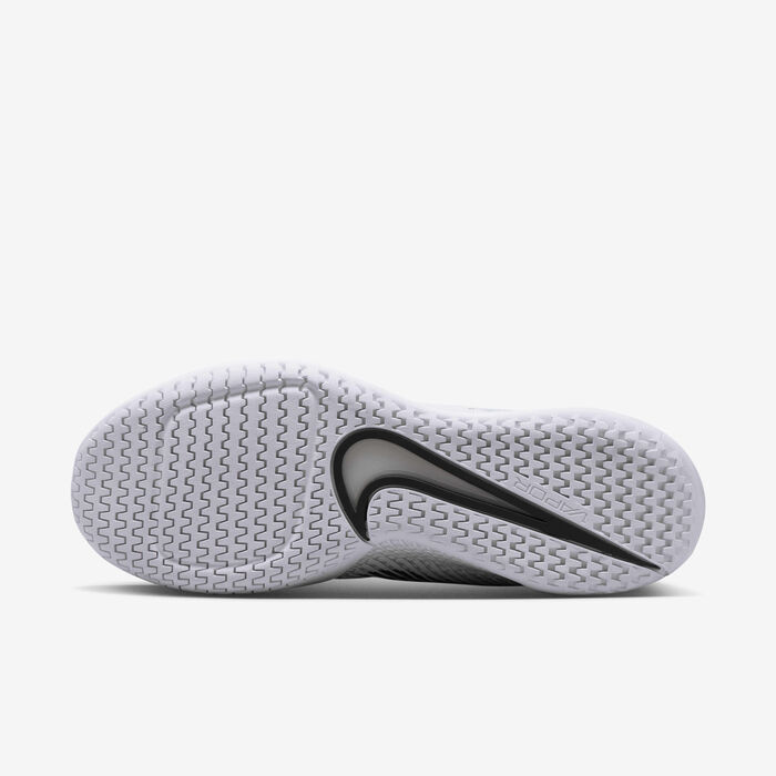 Nike Women's Court Air Zoom Vapor 11 Hard Court Tennis Shoes White Nike Women's Court Air Zoom Vapor 11 Hard Court Tennis Shoes White image number 1