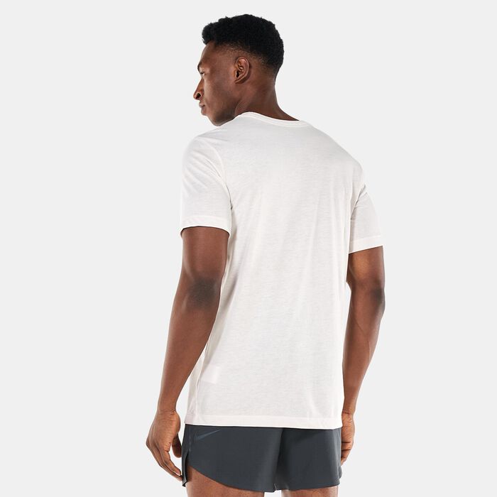 Nike Men's Dri-FIT Trail Running T-Shirt Ivory Nike Men's Dri-FIT Trail Running T-Shirt Ivory image number 1