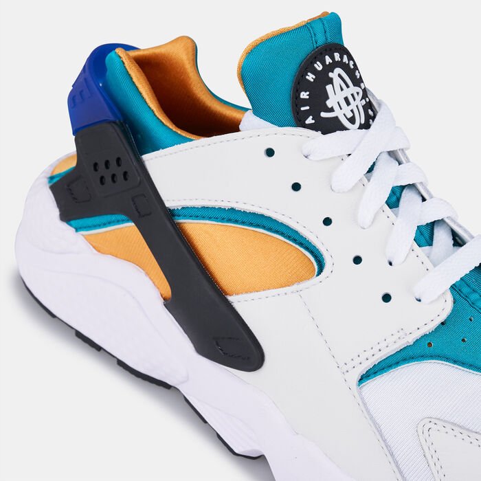 Nike Men's Air Huarache Shoe White Nike Men's Air Huarache Shoe White image number 4
