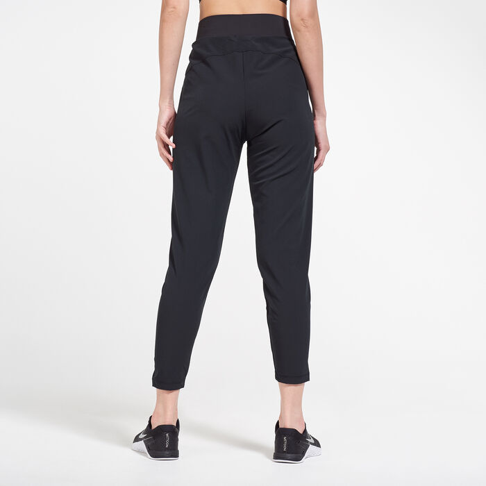 Nike Women's Bliss Victory Pants Black image number 1