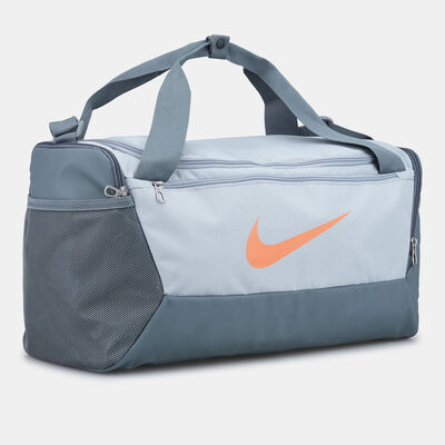 Nike Women's Brasilia 9.5 Training Duffel Bag (41L) Grey