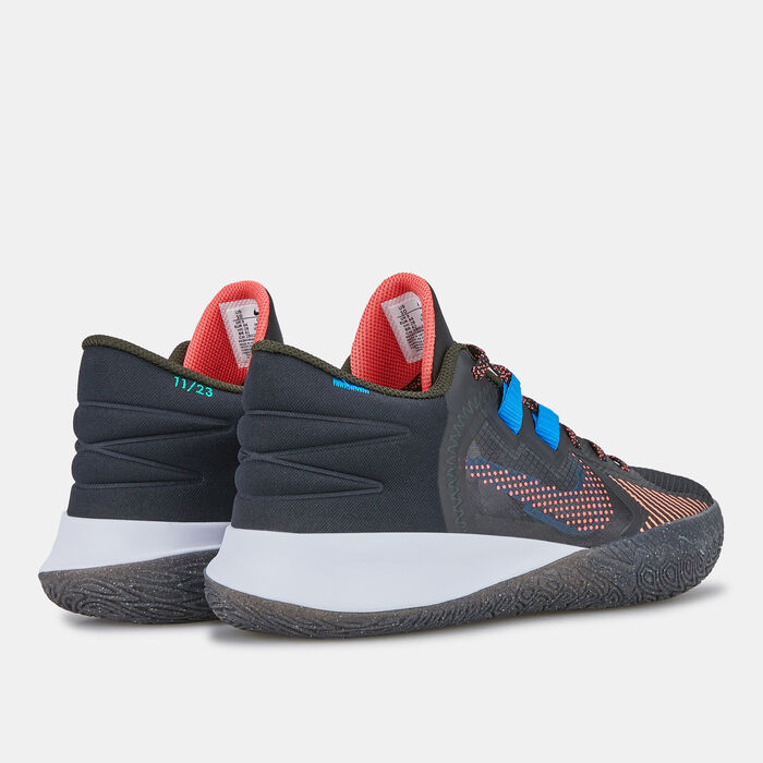 Nike Men’s Kyrie Flytrap 5 Basketball Shoe Nike Men’s Kyrie Flytrap 5 Basketball Shoe image number 3