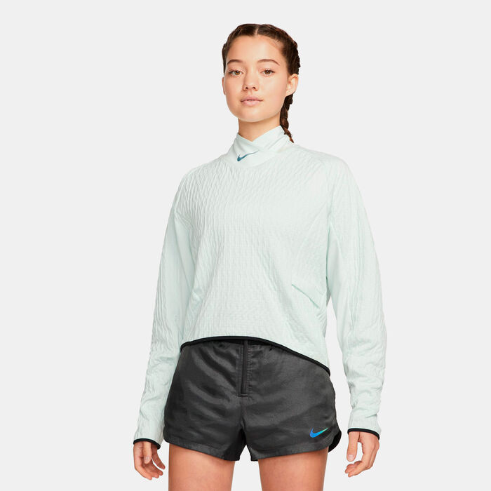 Nike Women's Therma-FIT Run Division Mid-Layer T-Shirt Green Nike Women's Therma-FIT Run Division Mid-Layer T-Shirt Green image number 0