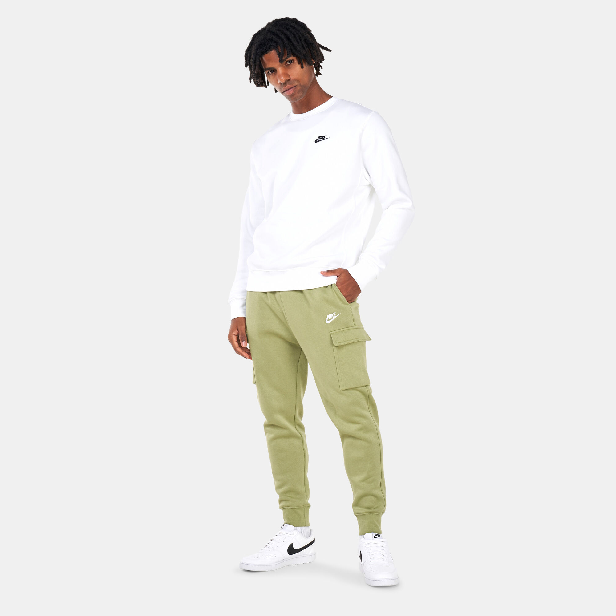 Buy Nike Men s Sportswear Club Fleece Cargo Pants Green in Qatar SSS