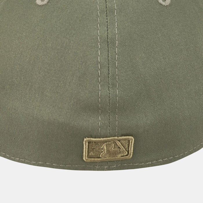 New Era Men's League Essential Los Angeles Dodgers 39THIRTY Cap Green New Era Men's League Essential Los Angeles Dodgers 39THIRTY Cap Green image number 1