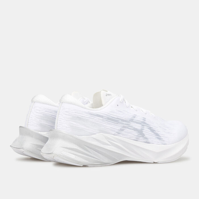 ASICS Women's NOVABLAST 3 Shoe White ASICS Women's NOVABLAST 3 Shoe White image number 2