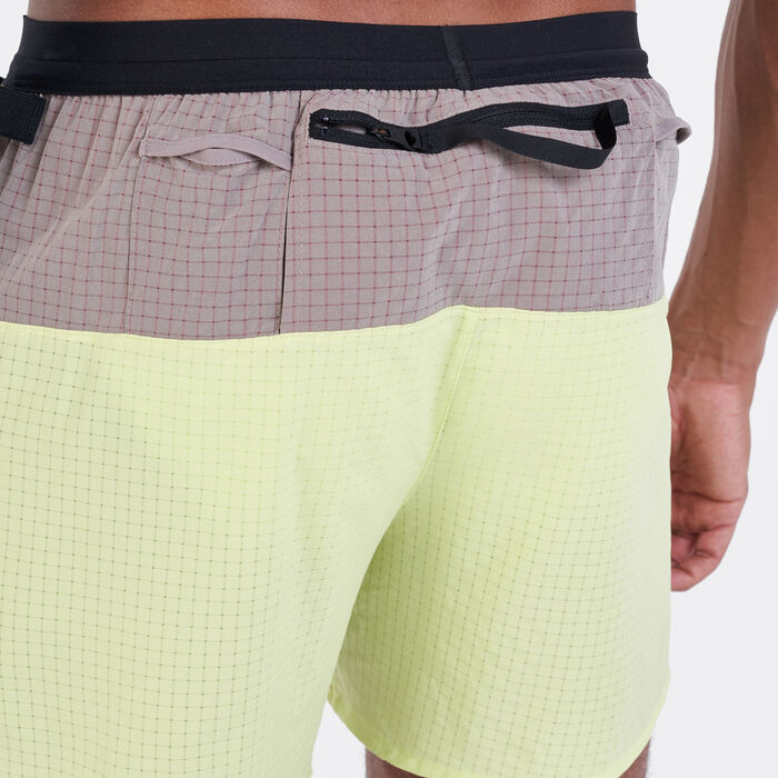 Nike Men's Dri-FIT Trail Flex Stride 5 Shorts yellow Nike Men's Dri-FIT Trail Flex Stride 5 Shorts yellow image number 3