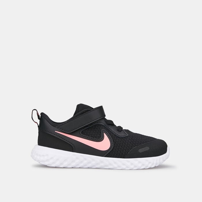 Nike Kids' Revolution 5 Shoe (Baby and Toddler) Black Nike Kids' Revolution 5 Shoe (Baby and Toddler) Black image number 0