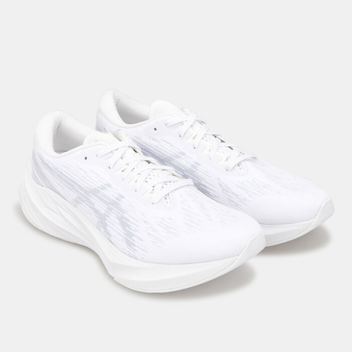 ASICS Men's NOVABLAST 3 Shoe White ASICS Men's NOVABLAST 3 Shoe White image number 2