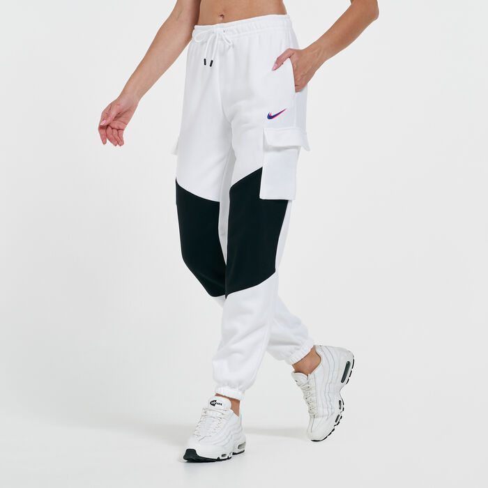 Nike Women's Sportswear Dance Cargo Pants White Nike Women's Sportswear Dance Cargo Pants White image number 0