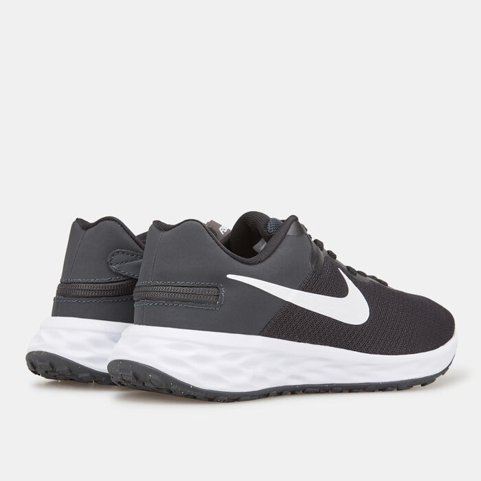 Nike Women's Revolution 6 FlyEase Next Nature Shoe Black Nike Women's Revolution 6 FlyEase Next Nature Shoe Black image number 2
