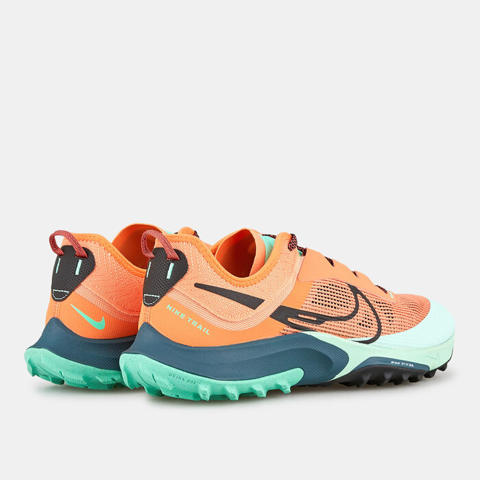 Nike Men's Air Zoom Terra Kiger 8 Shoe Brown image number 2