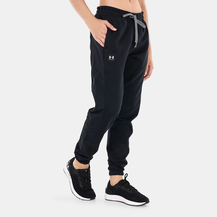 Under Armour Women's UA Rival Fleece Joggers Black Under Armour Women's UA Rival Fleece Joggers Black image number 0