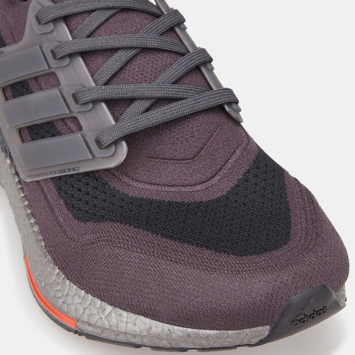 adidas Men's Ultraboost 21 Shoe Black image number 4
