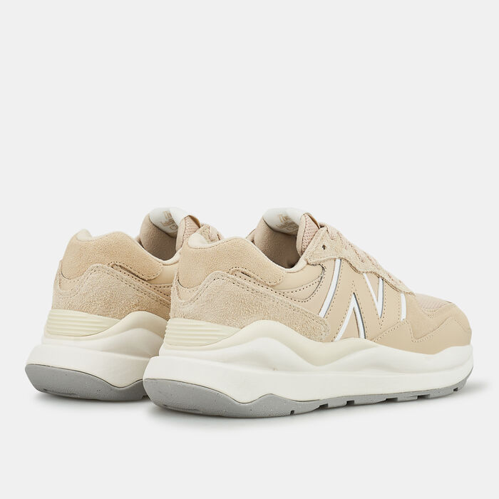 New Balance Women's 5740 Shoe Beige New Balance Women's 5740 Shoe Beige image number 2