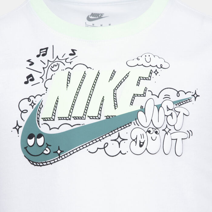 Nike Kids' Sportswear Graphic T-Shirt and Shorts Set Green Nike Kids' Sportswear Graphic T-Shirt and Shorts Set Green image number 1