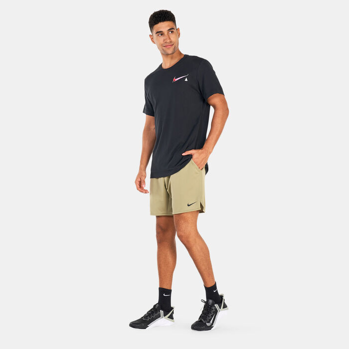 Nike Men's Dri-FIT Yoga T-Shirt Black Nike Men's Dri-FIT Yoga T-Shirt Black image number 2