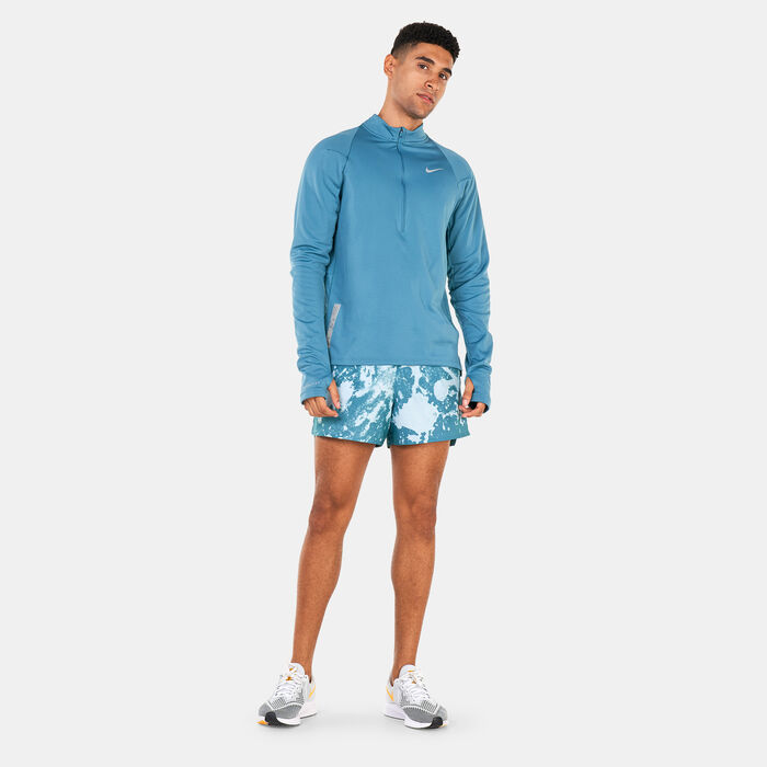 Nike Men's Therma-FIT Run Division 1/2-Zip Running Top Green image number 2