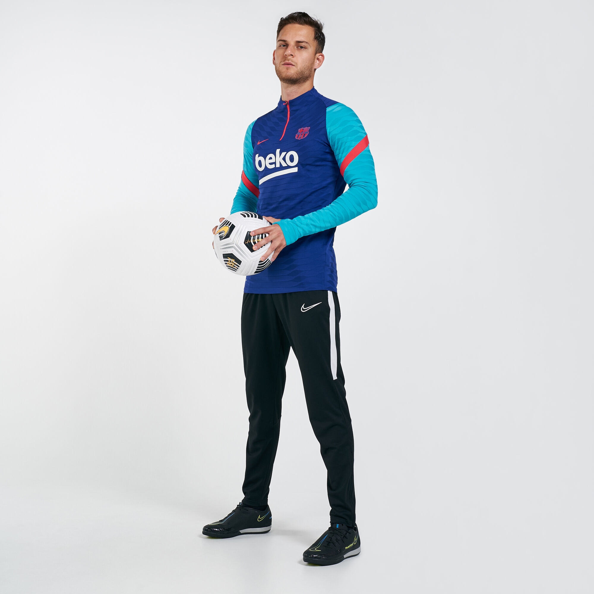Men s F.C. Barcelona Vaporknit Strike Drill Top Blue Nike in Qatar SSS