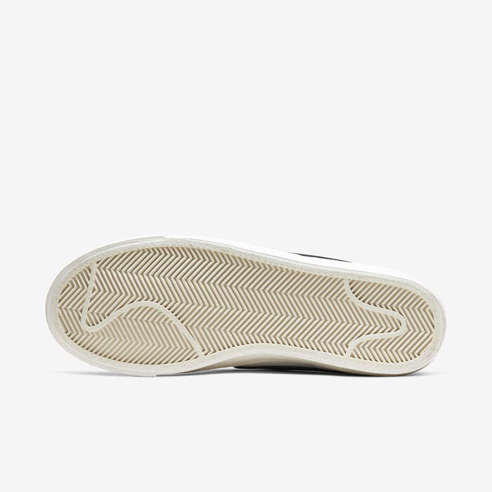 Nike Women's Blazer Mid '77 Shoes White Nike Women's Blazer Mid '77 Shoes White image number 2