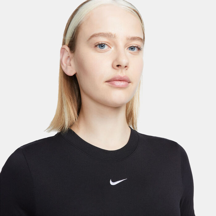 Nike Women's Sportswear Essential Crop Top Black Nike Women's Sportswear Essential Crop Top Black image number 3