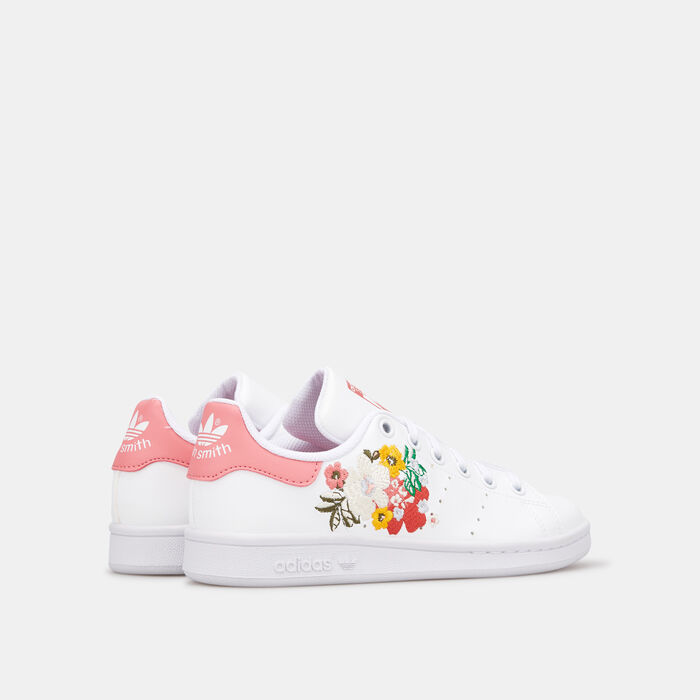adidas Originals Kids' Stan Smith Shoe (Older Kids) White adidas Originals Kids' Stan Smith Shoe (Older Kids) White image number 2