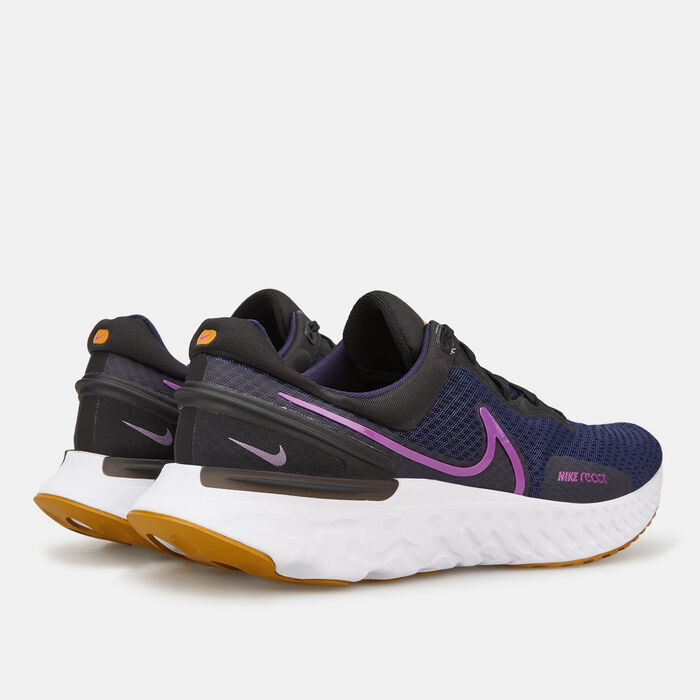 Nike Men's React Miler 3 Road Running Shoe Blue image number 2