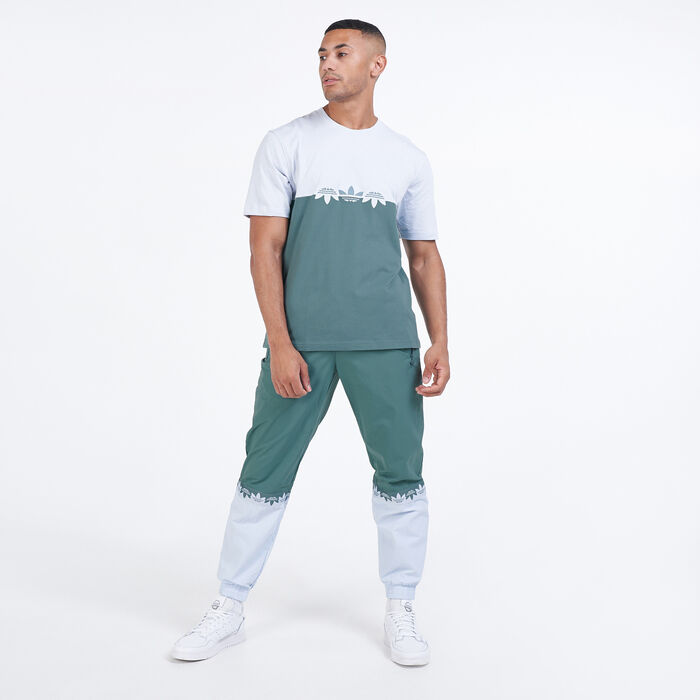 adidas Men's Adicolor Sliced Trefoil Track Pants Green adidas Men's Adicolor Sliced Trefoil Track Pants Green image number 2