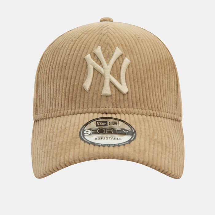 New Era Men's New York Yankees Corduroy 9FORTY Cap Beige New Era Men's New York Yankees Corduroy 9FORTY Cap Beige image number 0