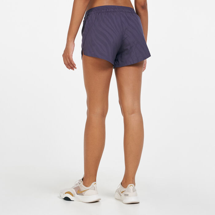 Nike Women's Tempo Luxe Icon Clash Shorts Purple Nike Women's Tempo Luxe Icon Clash Shorts Purple image number 1