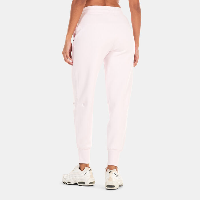 Nike Women's Sportswear Tech Fleece Pants Ivory Nike Women's Sportswear Tech Fleece Pants Ivory image number 1