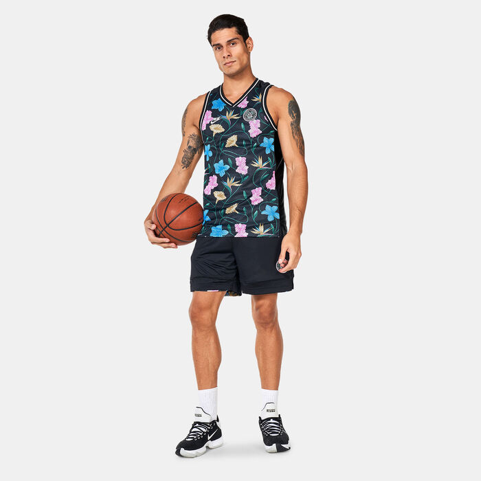 Nike Men's Giannis Standard Issue Dri-FIT Reversible Basketball Shorts Black image number 3