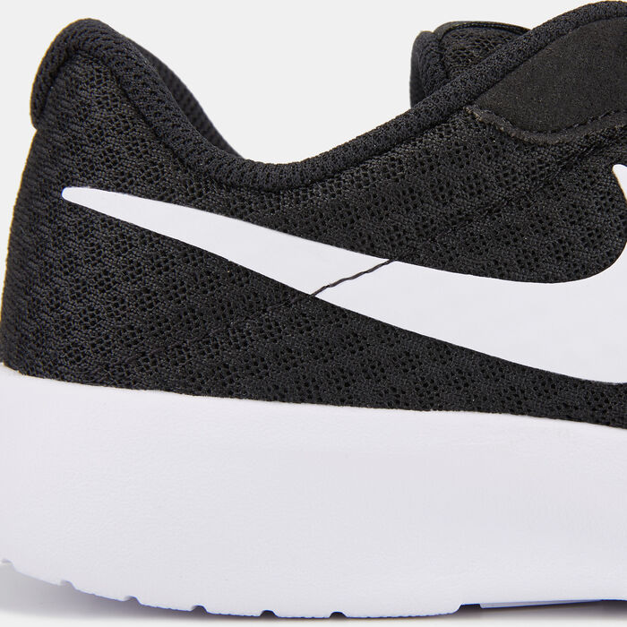 Nike Kids' Tanjun Shoe (Older Kids) Black Nike Kids' Tanjun Shoe (Older Kids) Black image number 4